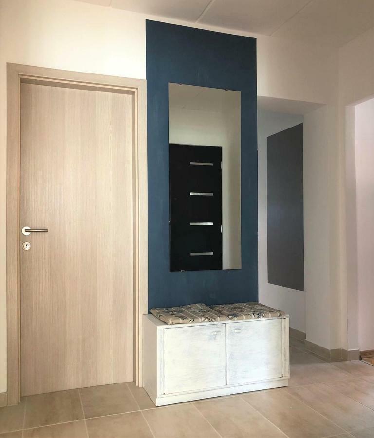 Апартаменти Apartman Gloria Малий Лошинь Екстер'єр фото