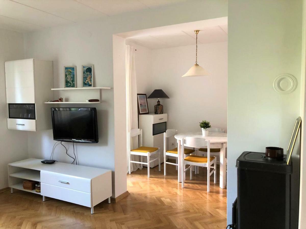 Апартаменти Apartman Gloria Малий Лошинь Екстер'єр фото