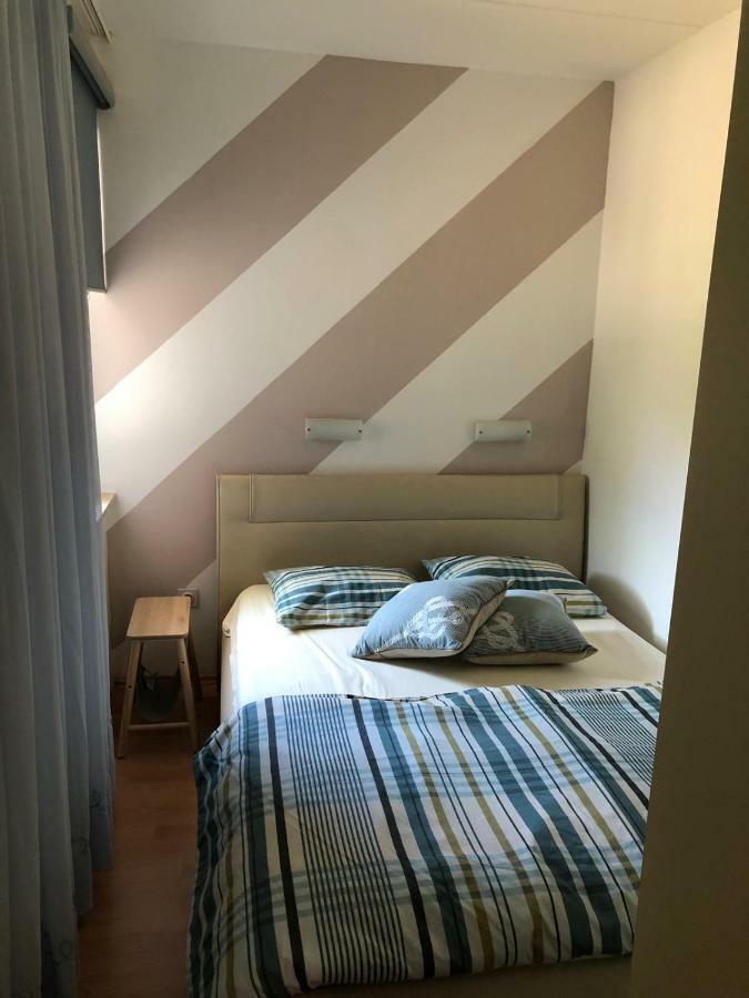 Апартаменти Apartman Gloria Малий Лошинь Екстер'єр фото