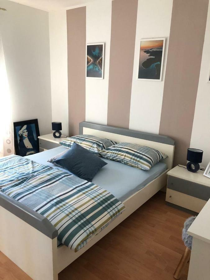 Апартаменти Apartman Gloria Малий Лошинь Екстер'єр фото